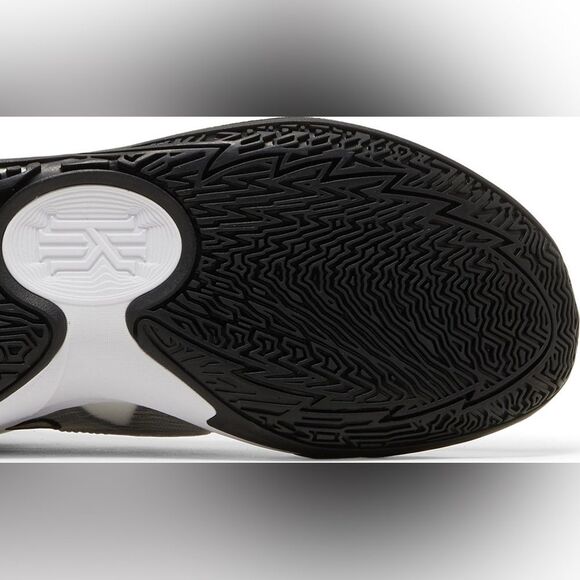 Men's Nike Kyrie Low 5 TB - Size 5. 5 - Black/White - Picture 5 of 7